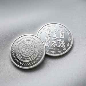 【典藏清華・銀幣璀燦】NTHU清華校徽紀念純銀銀幣1/2盎司