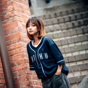 NTHU美式經典條紋棒球衫_深藍色