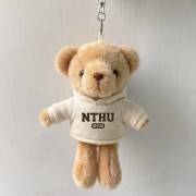 【我們這一家】NTHU小熊掛飾鑰匙圈_MOM帽T_奶油白