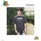 【預購至6/21,7/27陸續出貨】NTHU遇見JOGUMAN寬版純棉短T_暗夜灰 【預購至6/21,7/27陸續出貨】NTHU遇見JOGUMAN寬版純棉短T_暗夜灰